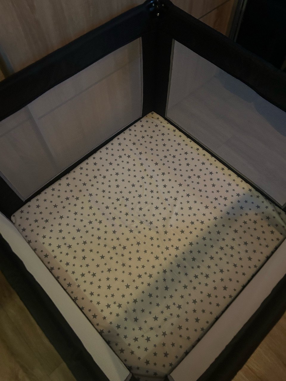 Opvouwbare babybox met matras