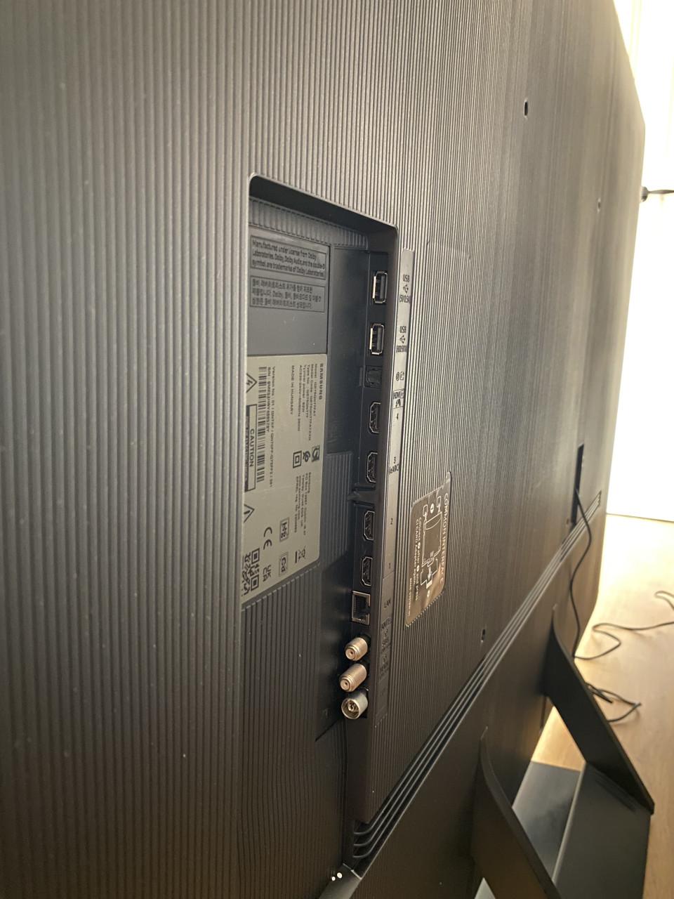 Gloednieuw - Samsung 75 NEO QLED - tv