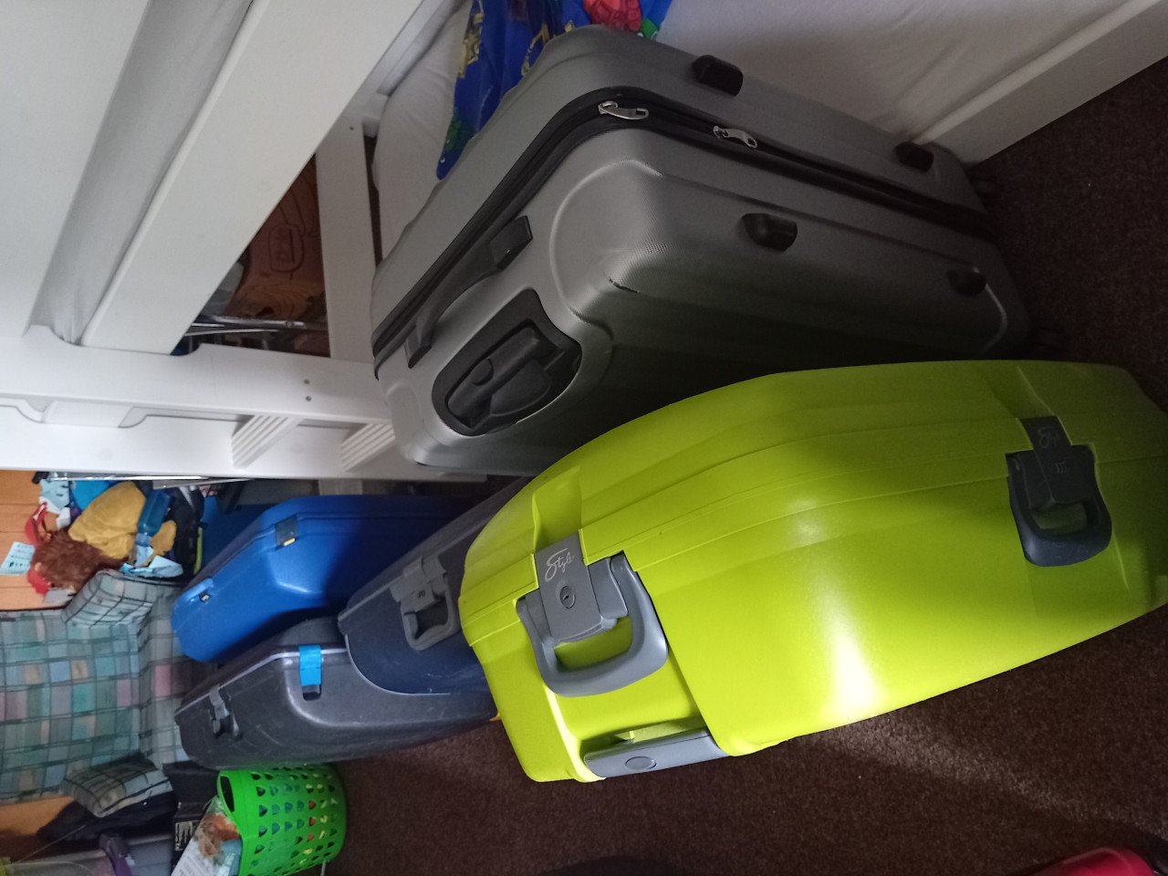 Koffers te koop
