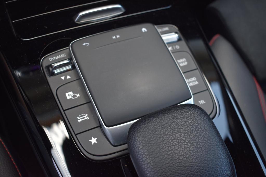 Mercedes-Benz Cla 180 amg night | sfeerverlichting | camera | apple carplay