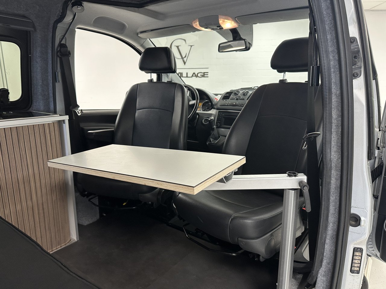 Mercedes Vito Camperbus 5 persoons 72.500km