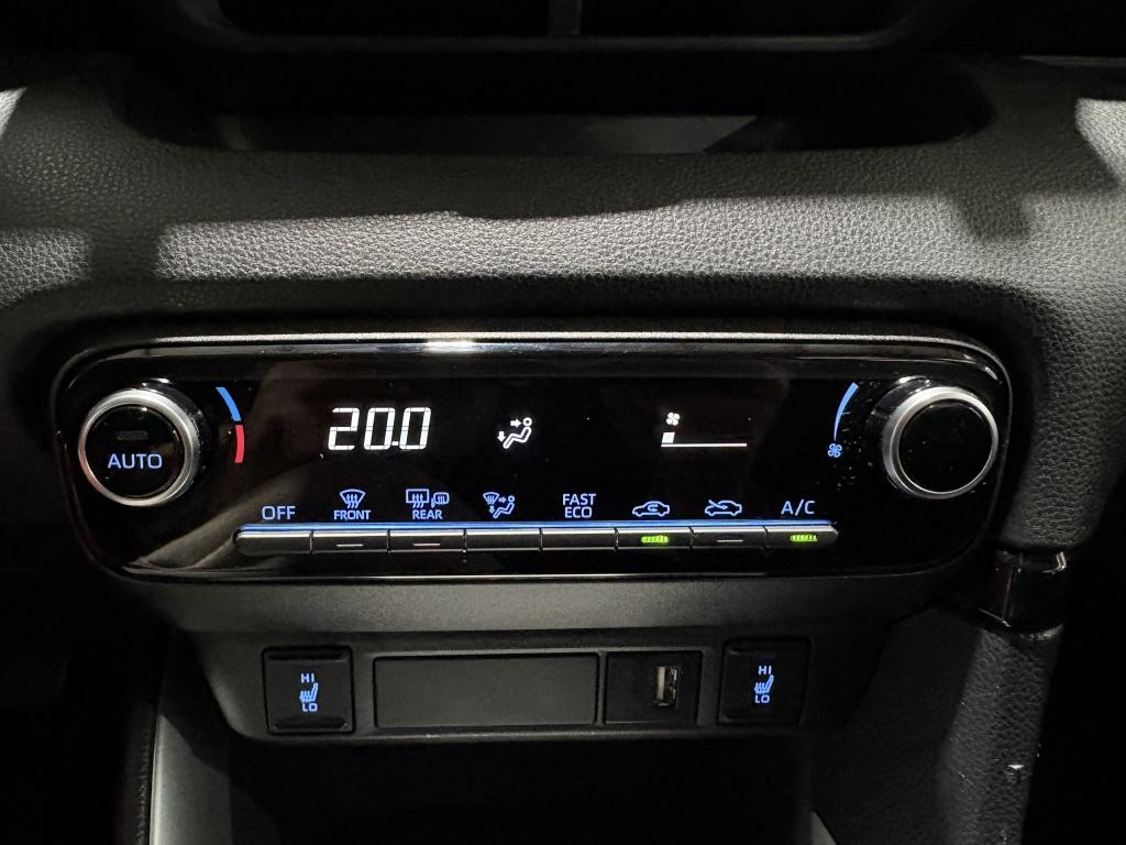 Toyota Yaris 1.5 hybrid active| stoel+ stuur verw| adap.cruise| camera