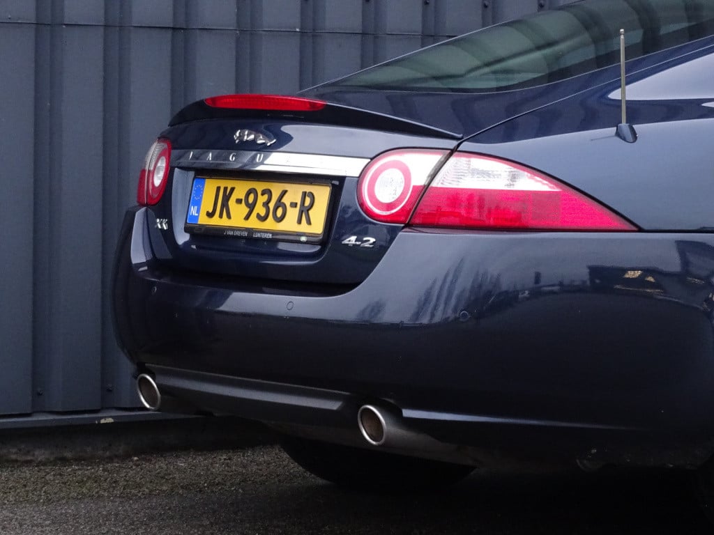 Jaguar Xk 4.2 v8 coupé | youngtimer | memory | stuur-&stoelverwarming