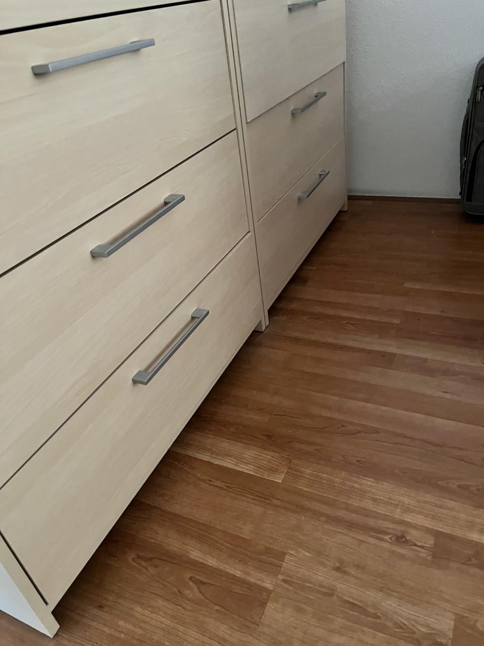 Te koop bed 140x200 + nachtkastjes+kast