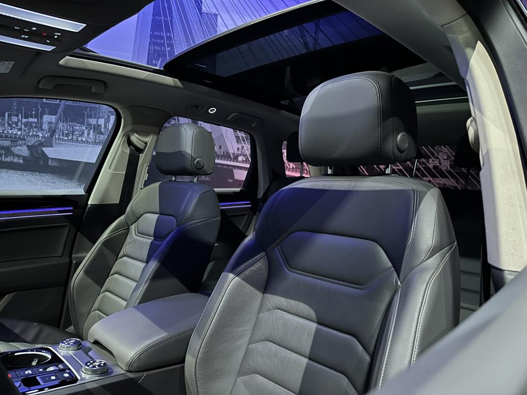 Volkswagen Touareg 3.0 tsi ehybrid 4motion atmosphere *luchtvering*trekhaak