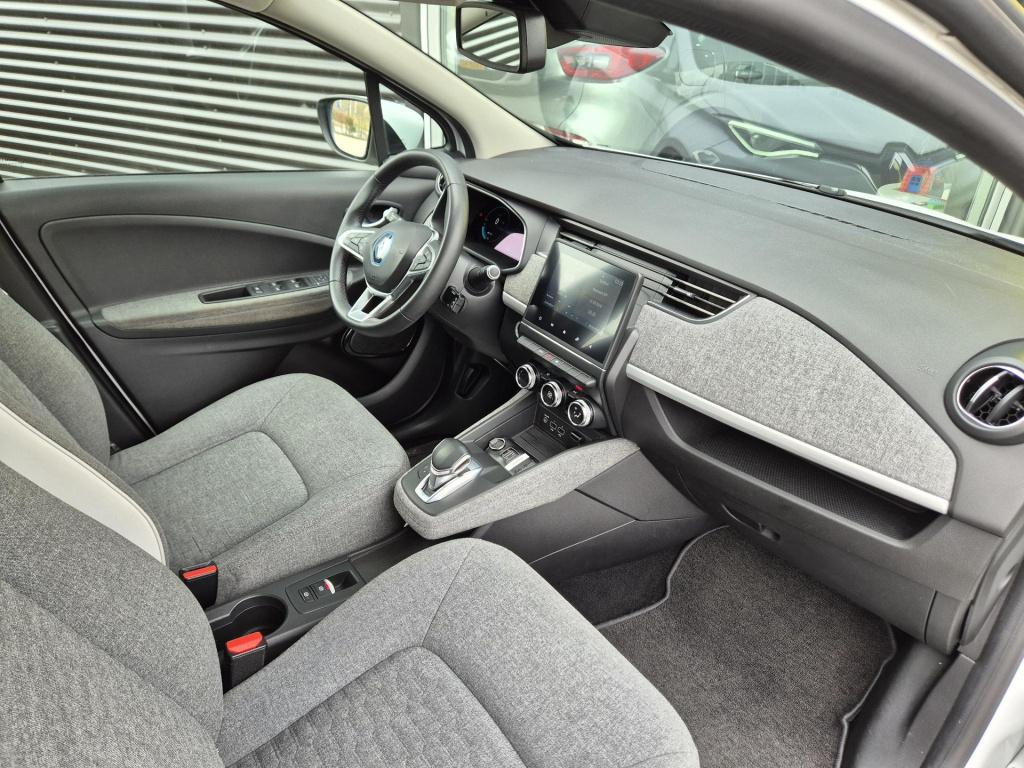 Renault Zoe r110 life 52 kwh koop accu, soh 93%, camera, all season banden,