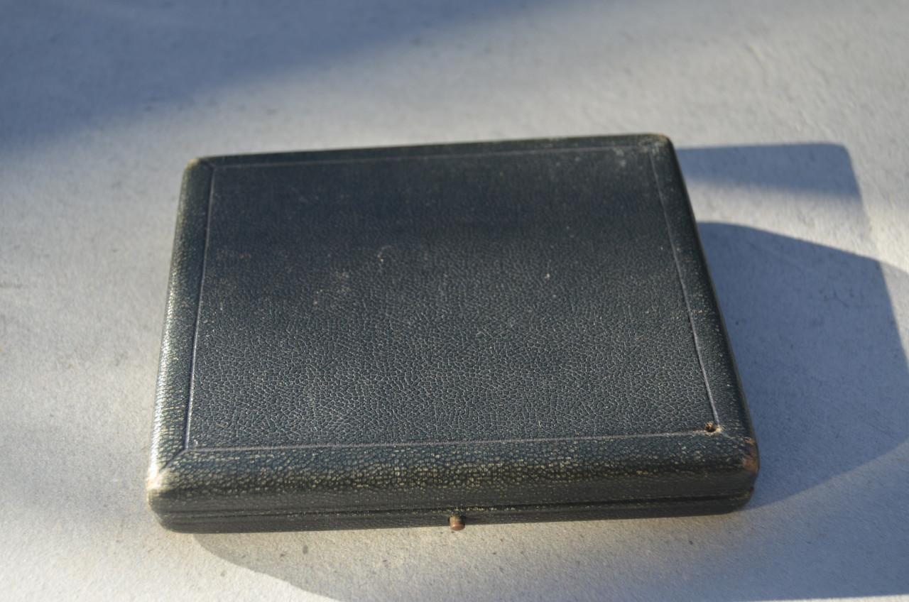 Herinneringsmedaille 1914 - 1918 + Bel. Burg. Ereteken