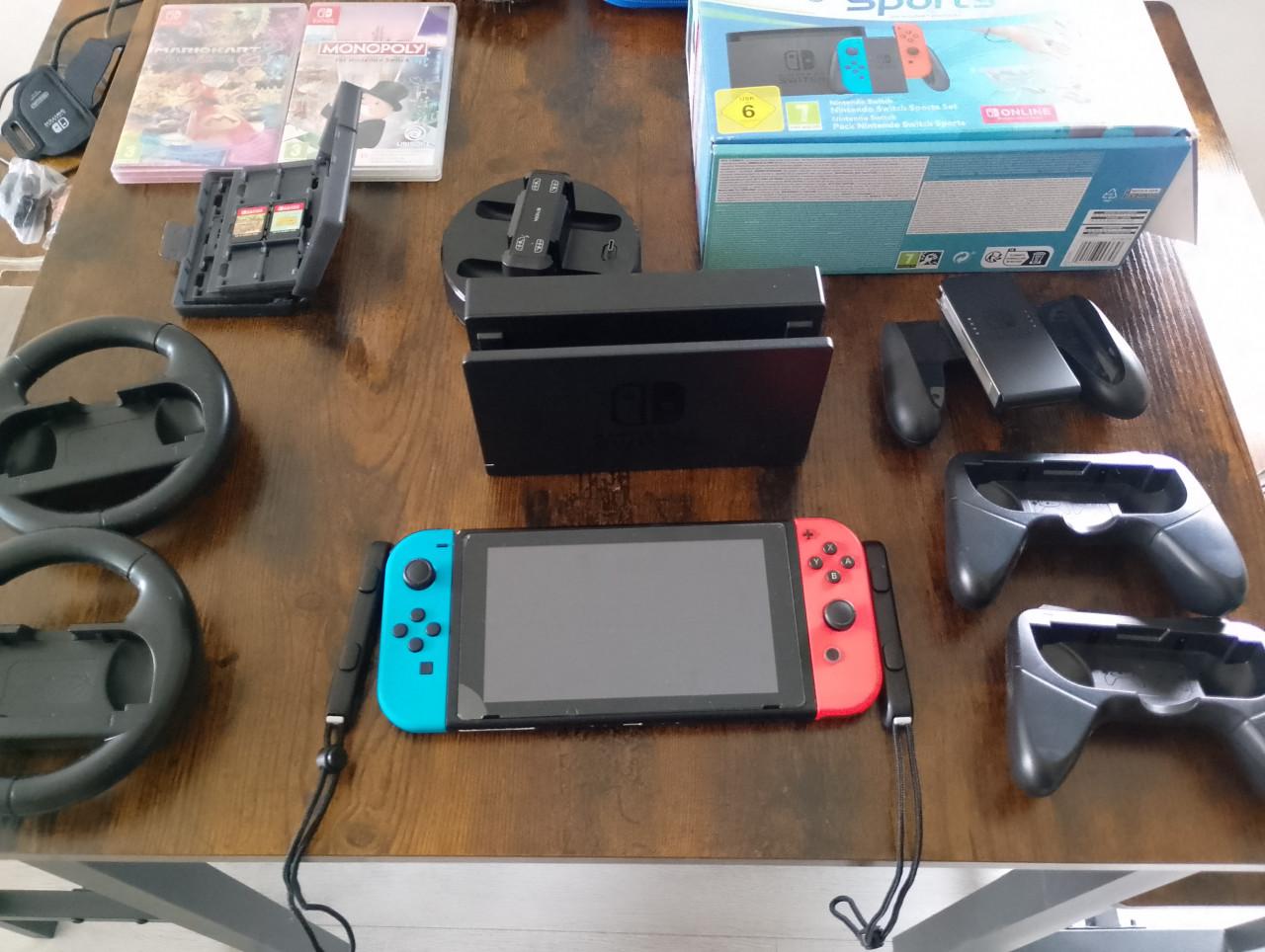 Nintendo switch met veel accessoires en spellen