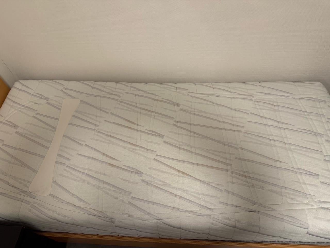 Auping matras 90x200x24