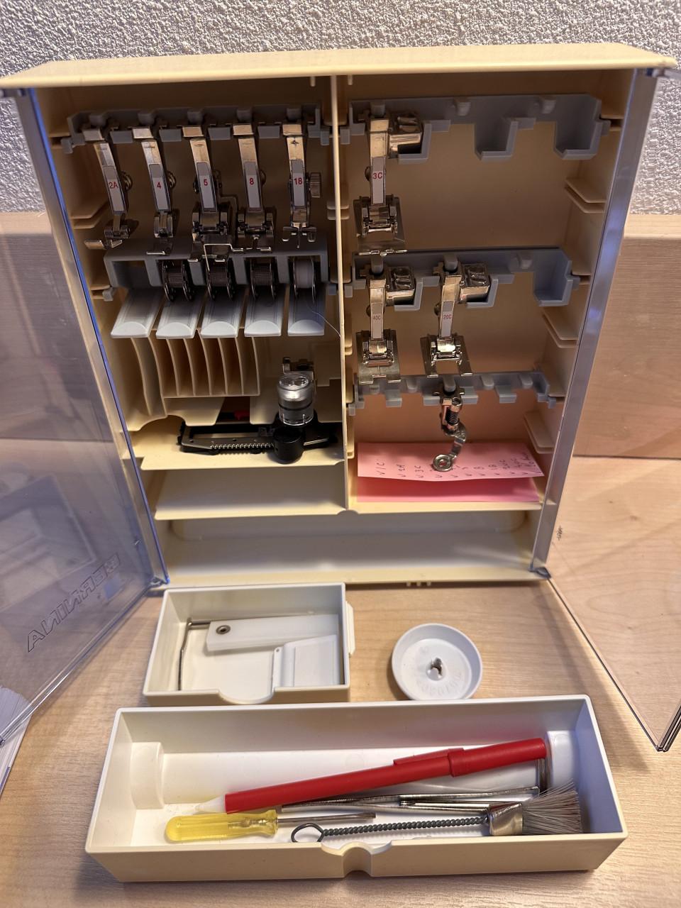 Naaimachine Bernina Arista 730 borduurnaaimachine