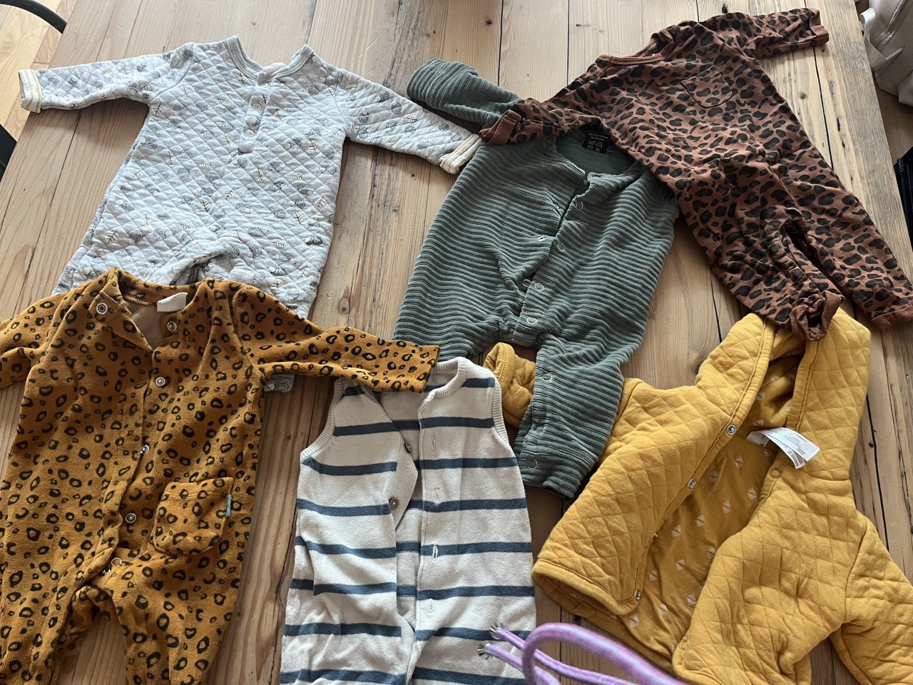 Babykleding maat 56