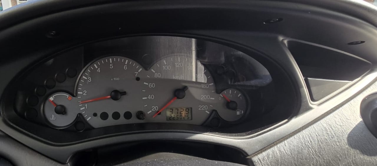 Ford Focus 1.4 I 3D 2001 Blauw