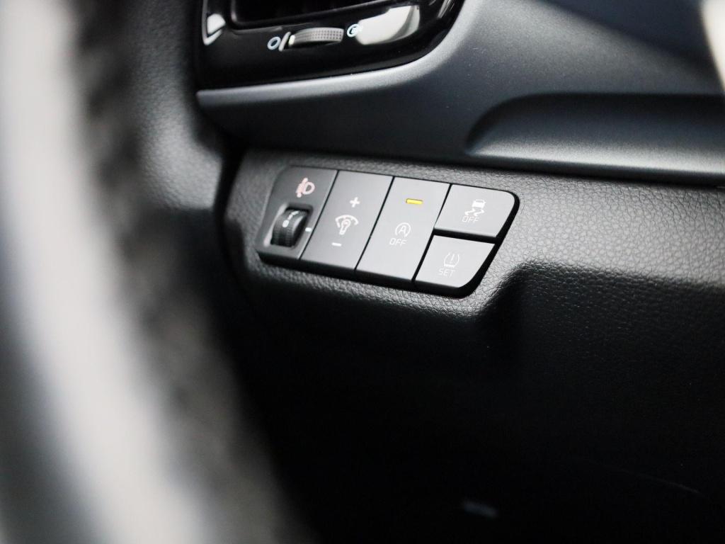 Kia Stonic 1.0 t-gdi mhev dynamicline | apple carplay / android auto | navi