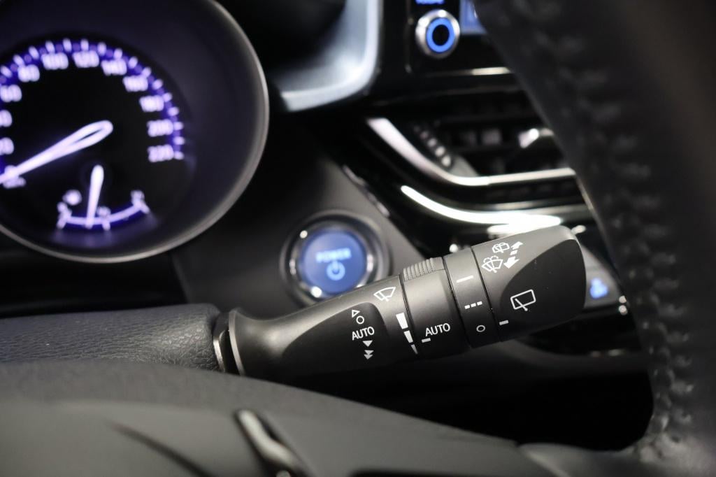 Toyota C-hr 2.0 hybrid bi-tone