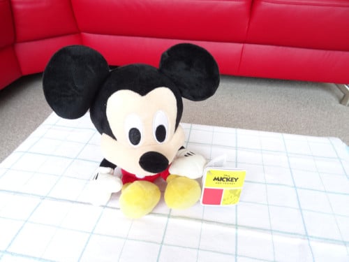 Nieuwe  Mickey   Mousse   Disney    knuffel  voor € 7,50