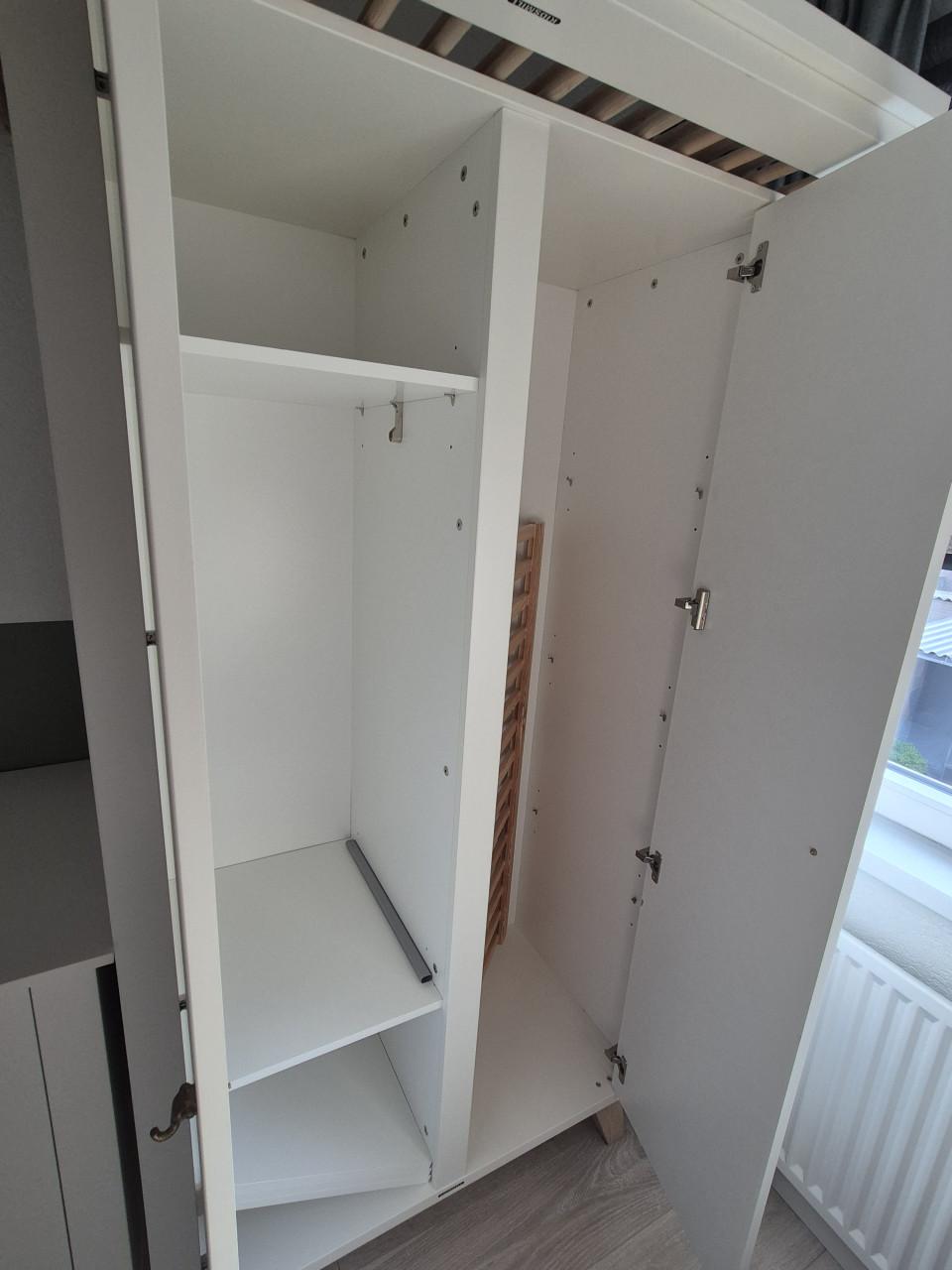 Complete Kidsmill Lars babykamer (commode, kast en ledikant)
