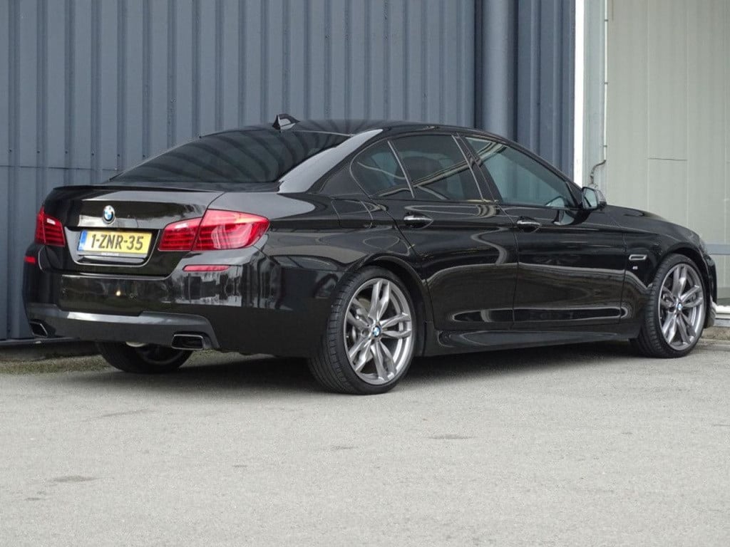 BMW 5 Serie m550xd b&o | hud | aapt. led | pano | 20"