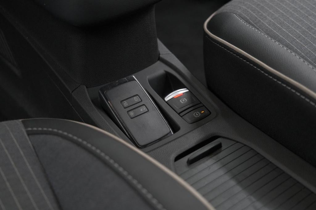 Renault Clio tce 90 gpf techno | 360 camera | adaptieve cruise control | na