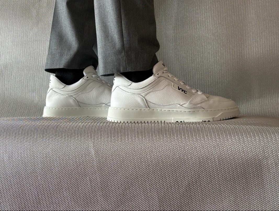 Witte sneakers VYC Milan