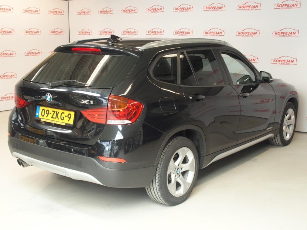 BMW X1 2.0i s drive upgrade edition nl auto, automaat, leder, xenon