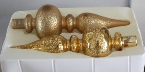 Set van 2 glazen pieken goudkleur