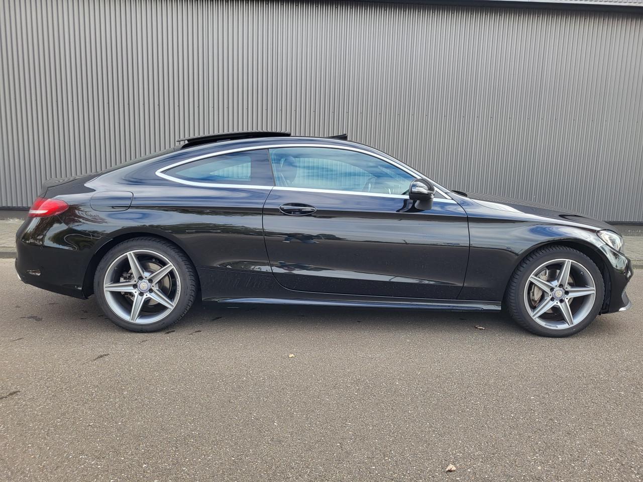 Mercedes-Benz C180  coupe