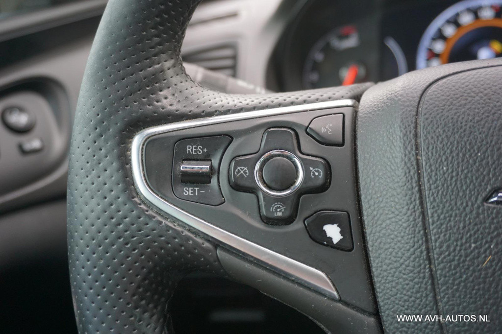 Opel Insignia 1.6 cdti ecoflex business executive