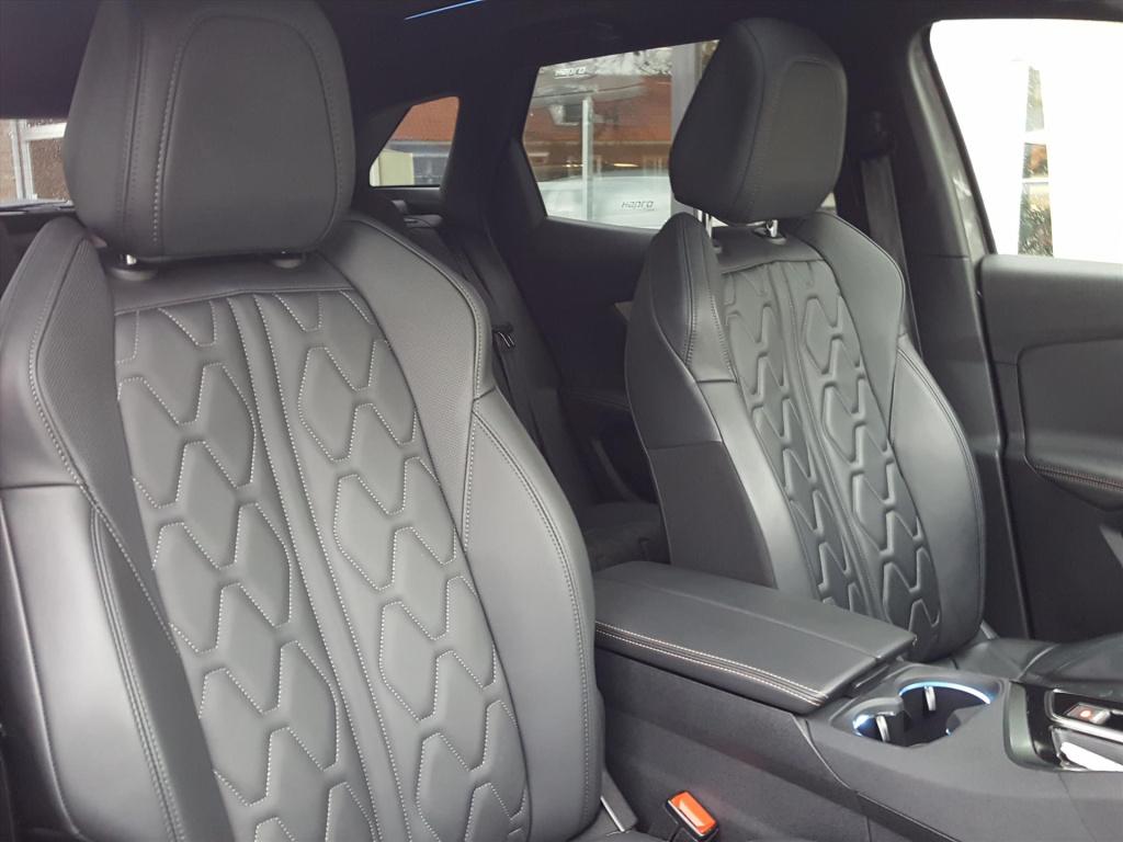 Peugeot 3008 1.6 plug-in hybrid 225pk e-eat8 gt pack business |navi|bt|crui