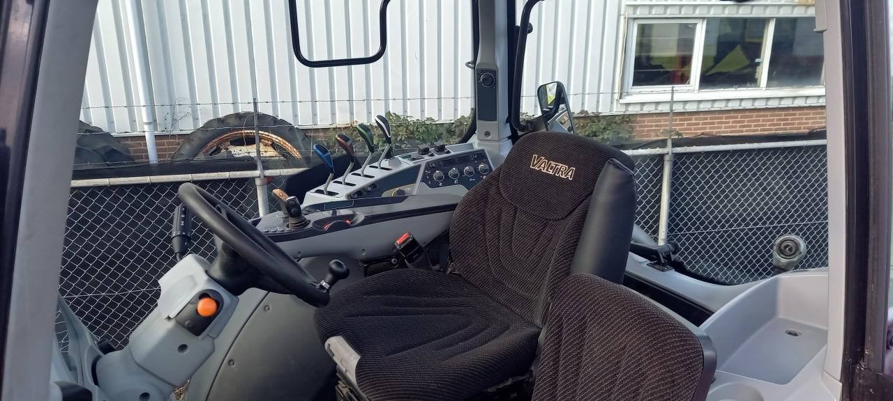 Valtra n 114