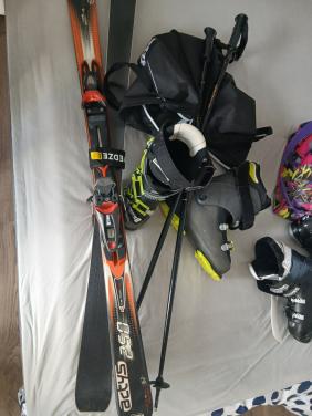 Ski's Rossignol 1.62, geslepen, stokken,