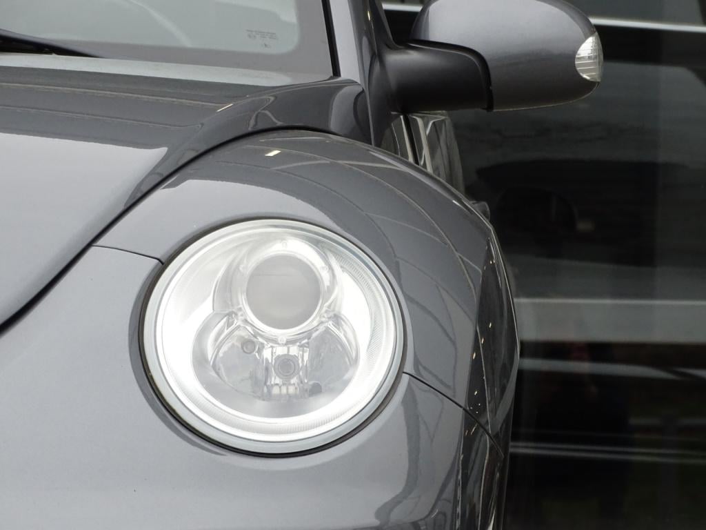 Volkswagen New Beetle cabriolet 1.6highline