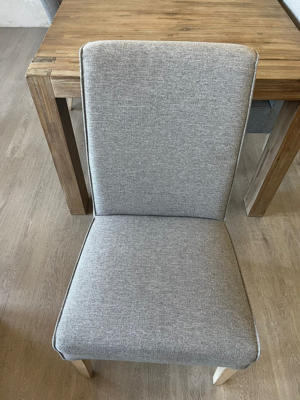 Eettafel met 4 stoelen