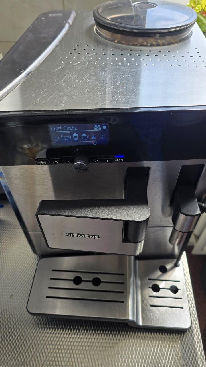 Siemens Koffiemachine EQ.8 Serie 300