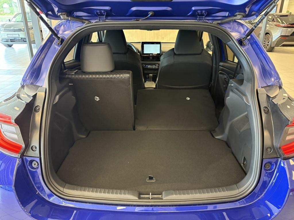 Toyota Yaris 1.5 hybrid 130 executive | demo |