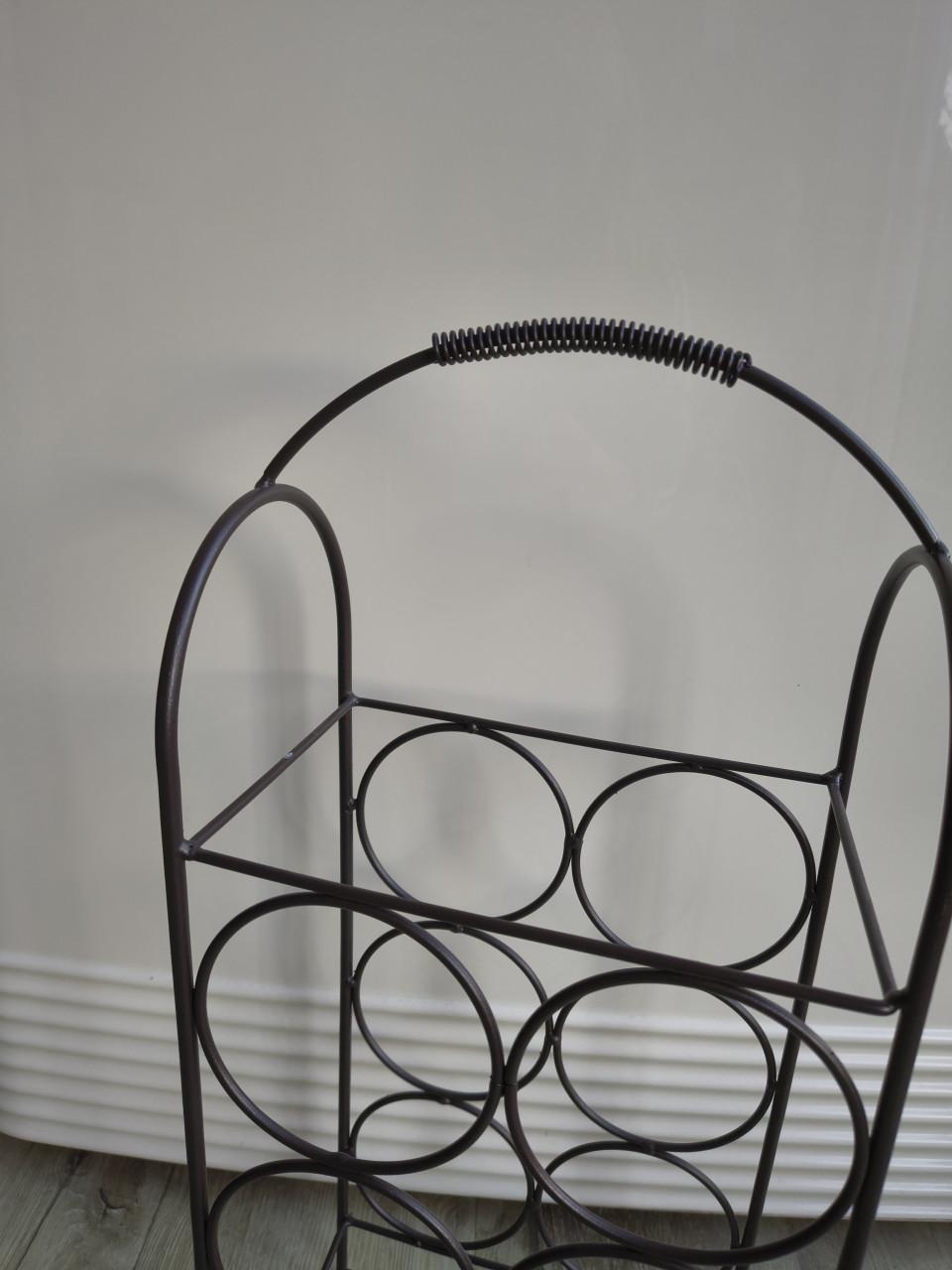 Prachtig metalen wijnrek, wijnhouder. Stevig flessenrek.