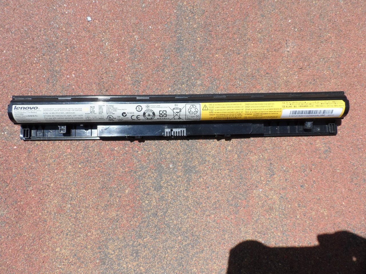 In 1 koopje € 4,- Baterijen Laptop diverse soorten