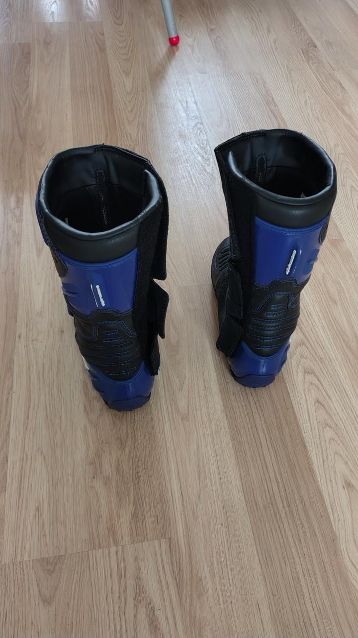 Alpinestars dames motorlaarzen maat 42, 4 keer gedragen