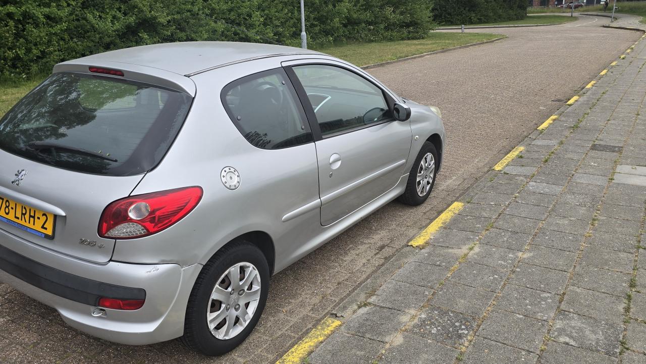 Peugeot 206+ 1.4