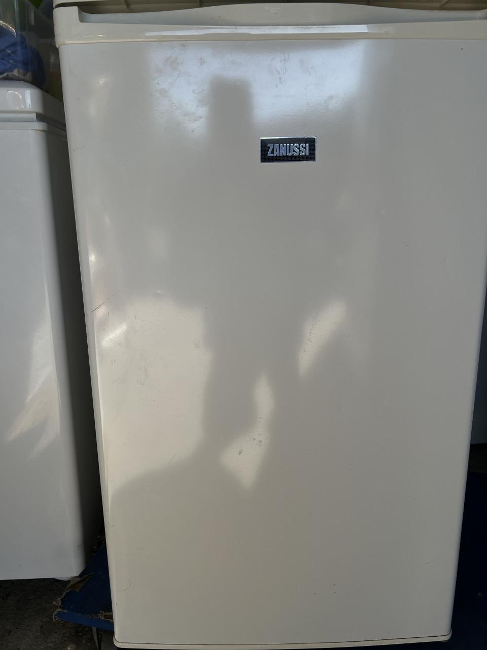 Tafelmodel Vrieskast 85x50 cm. 71 liter energieklasse A+