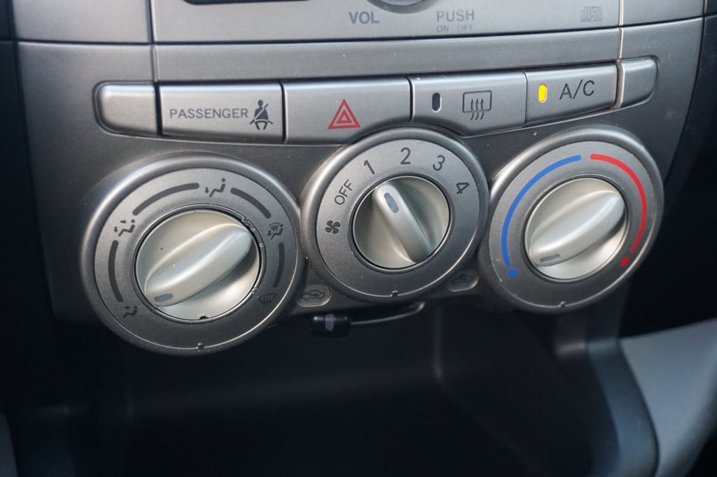 Daihatsu Sirion 2 1.3-16v sport airco / elektr. ramen / nap