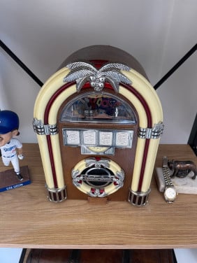 Mini jukebox