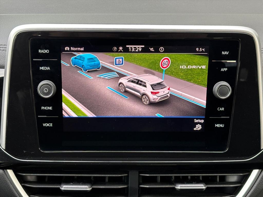 Volkswagen T-roc 1.0 tsi 110pk r-line| ergo active stoel| navi|camera| rijk