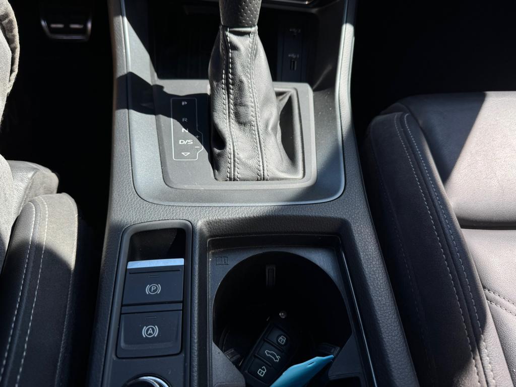 Audi Q3 sportback 35 tfsi s-line 3x * panoramadak * lederen sportstoelen * 