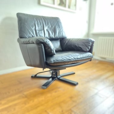 Leolux Cece Fauteuil op steren voet