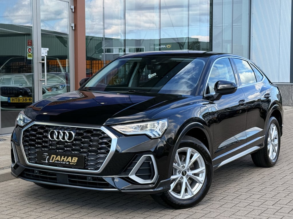 Audi Q3 sportback 45 tfsi e s-line | phev | matrix | stoelverwarming | digi