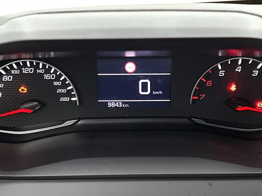 Peugeot 208 75 pk style | rijklaar | parkeersensoren | apple carplay | crui