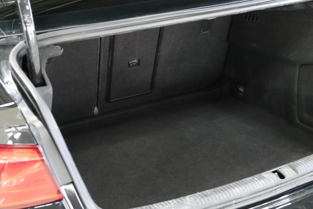 Audi A3 limousine 1.8 tfsi | panorama | leder | camera | pdc |