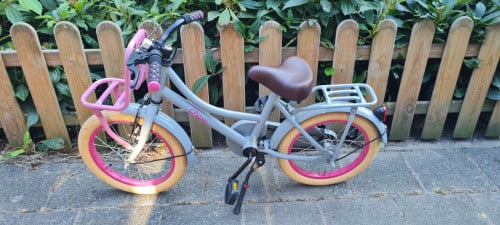 Stoere meisjesfiets 16 inch