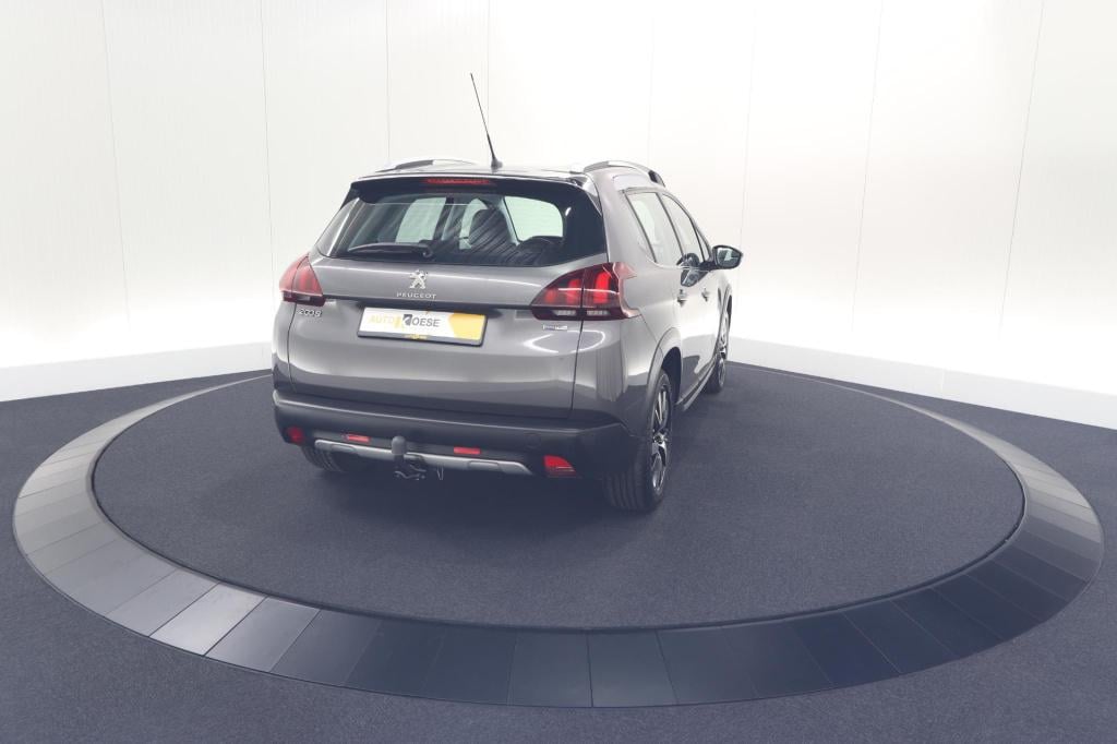 Peugeot 2008 puretech 110 allure | trekhaak | parkeersensoren | navigatie