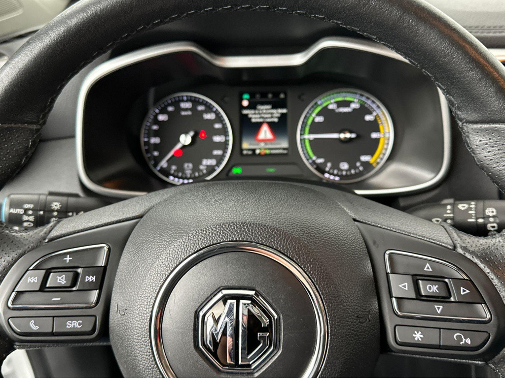 MG Zs-ev luxury 45 kwh | panoramadak | dealer onderhouden | leder | all sea